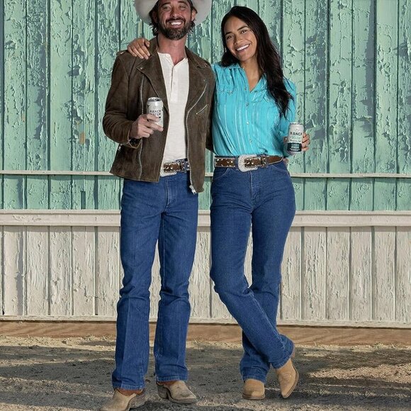 Adjustable-Vintage-Western-Cowboy-Belt Women Men - Cowboy-Style Engraved-Buckle - Picture 3 of 11